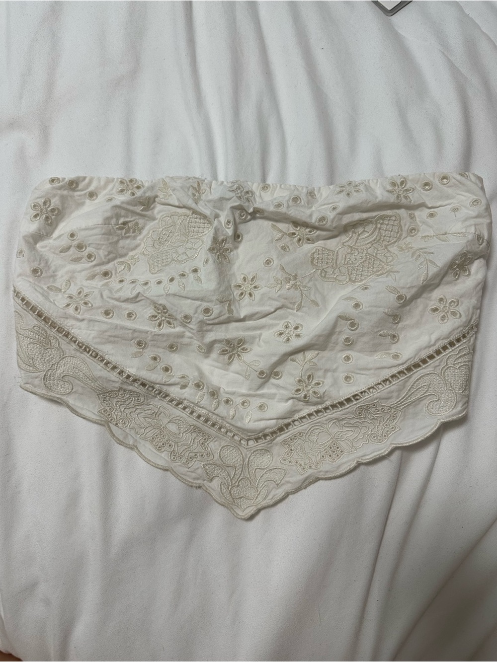 Lulu's Cream Embroidered Strapless Scalloped Bandeau